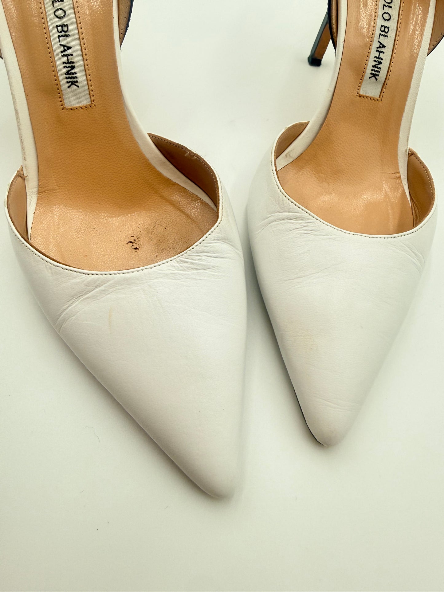 Manolo Blahnik B/W Pointed Toe Pumps Size 38