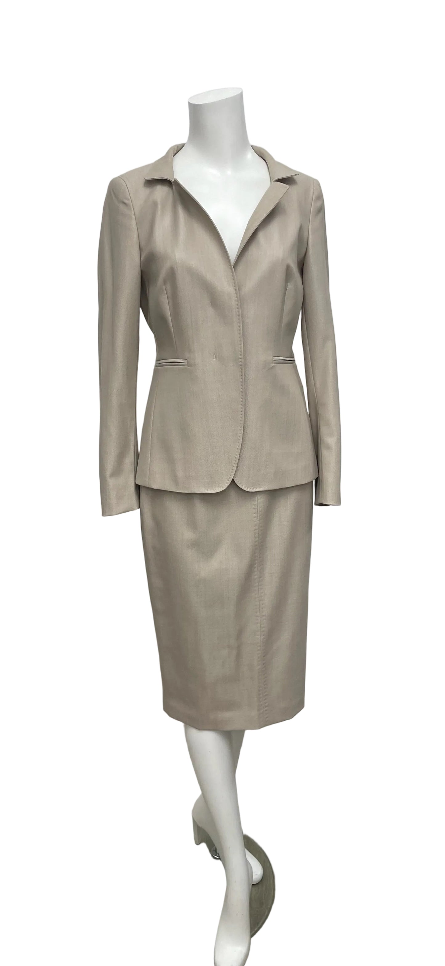 Max Mara Biege 3 Piece Suit Set Size 6US