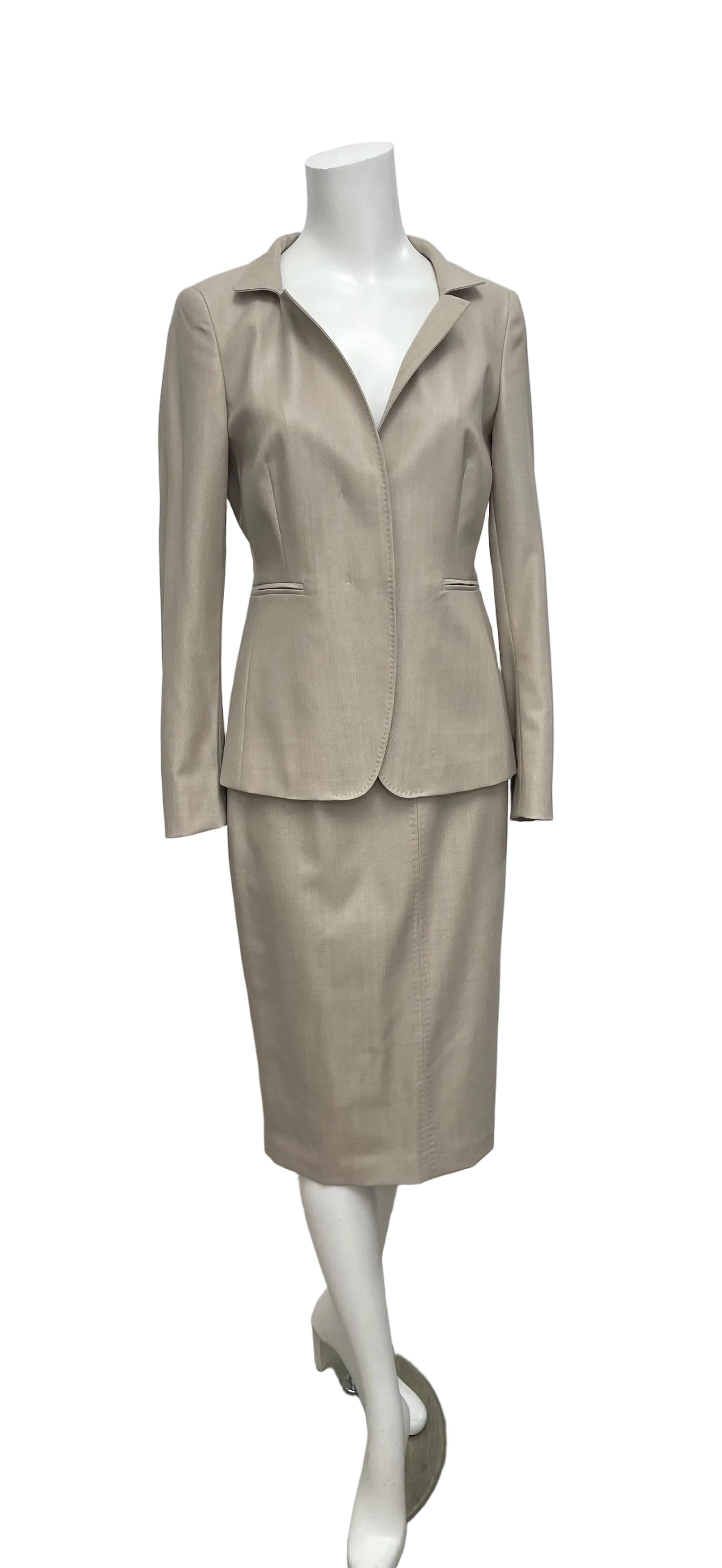Max Mara Biege 3 Piece Suit Set Size 6US