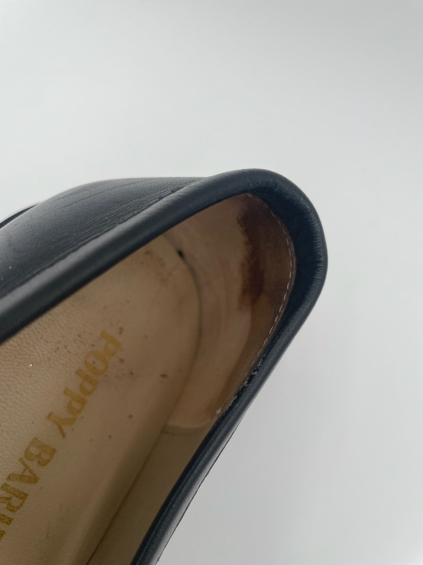 Poppy Barley Black Leather Loafers Size 7.5