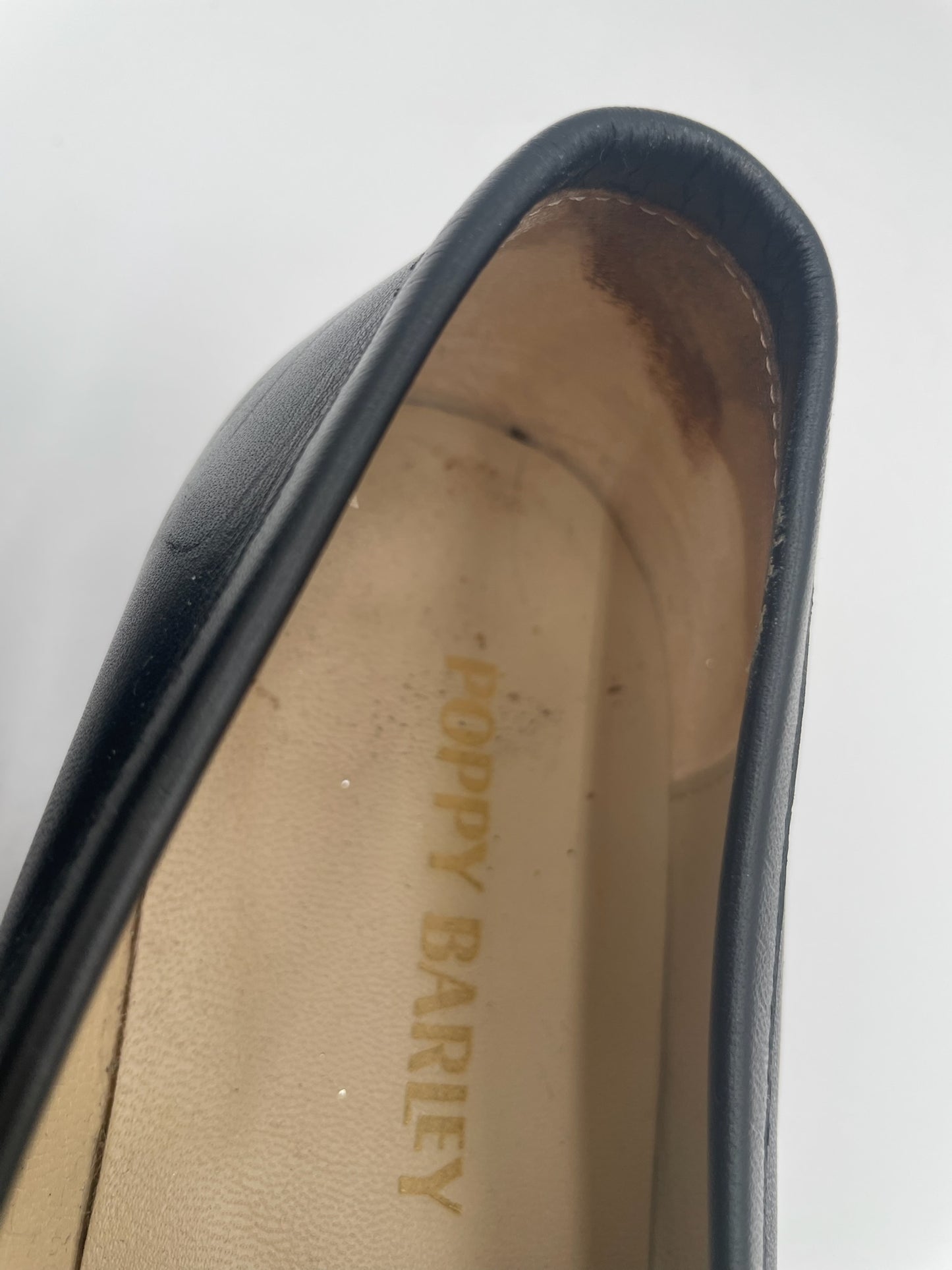 Poppy Barley Black Leather Loafers Size 7.5