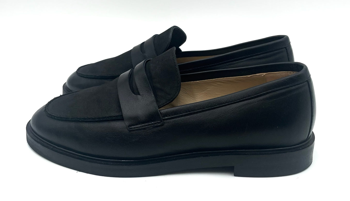 Poppy Barley Black Leather Loafers Size 7.5