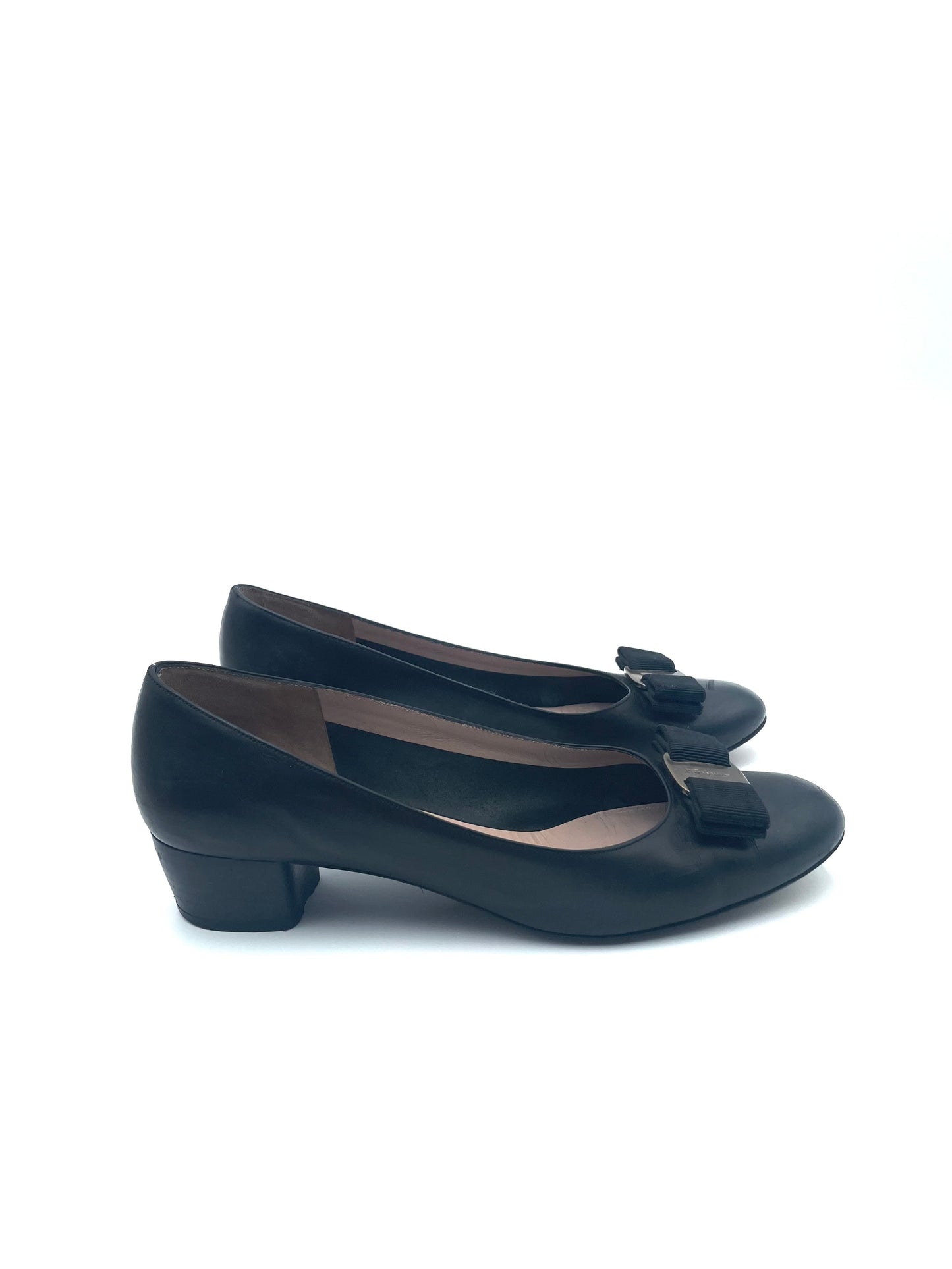 Salvatore Ferragamo Black Bow Pump Size 7.5