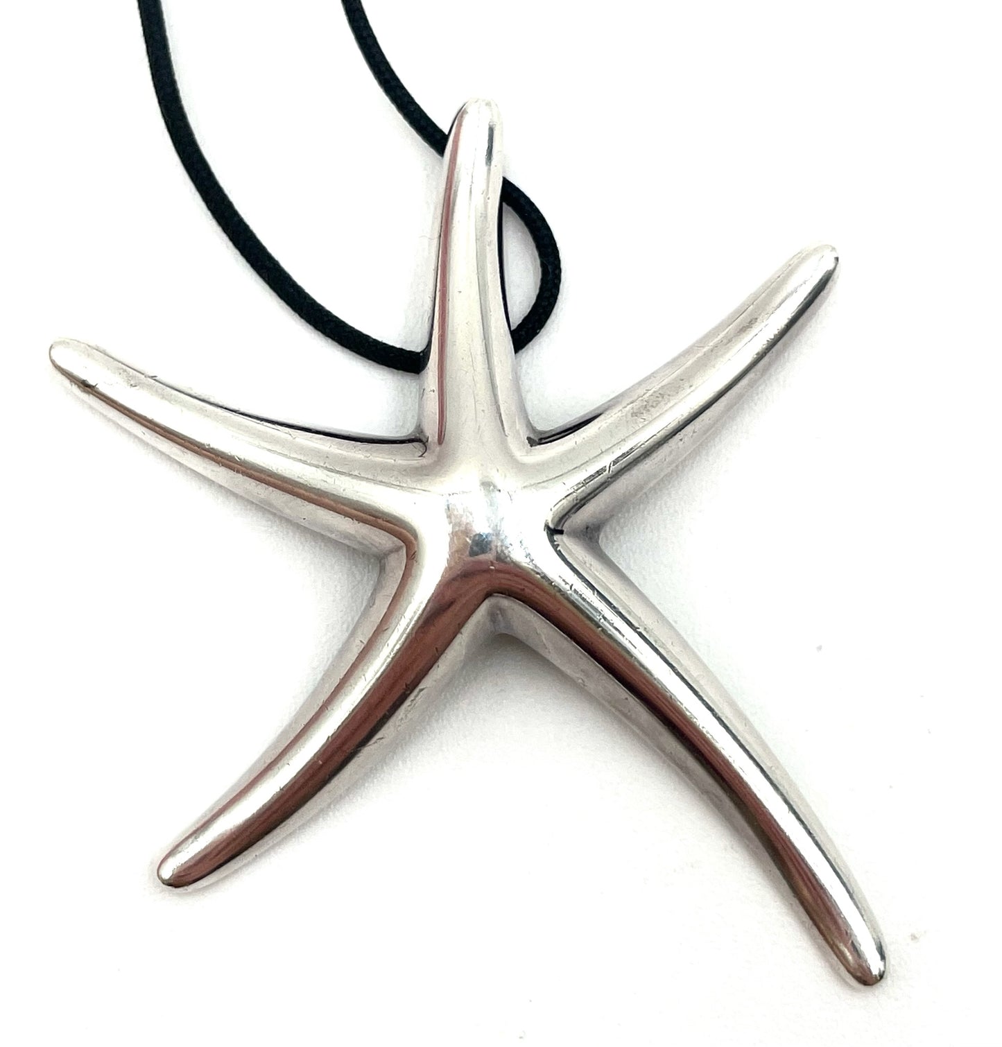 Tiffany & Co. Elsa Peretti Sterling Silver Large Starfish Pendant Necklace