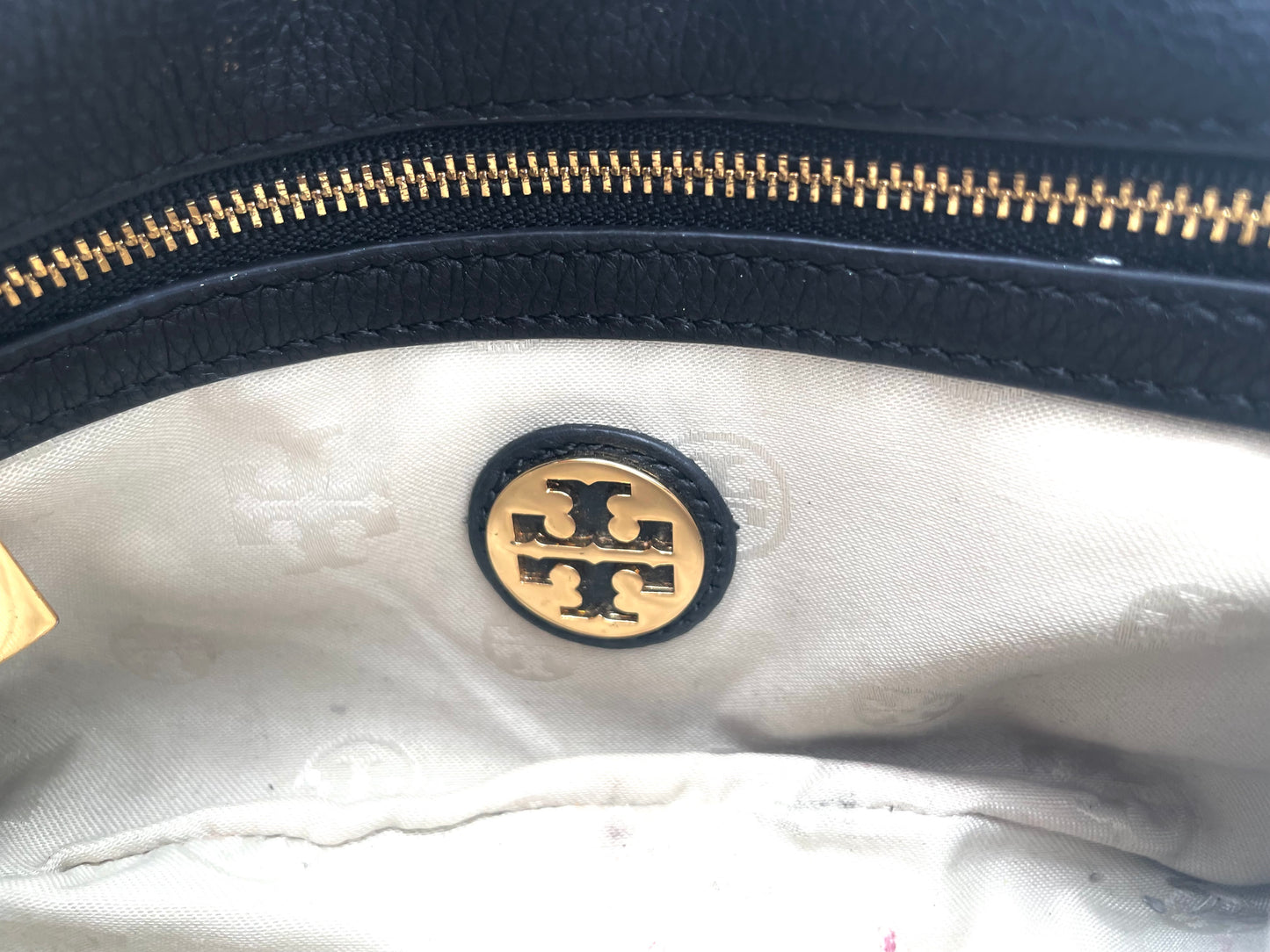 Tory Burch Black Amanda Leather Chain Clutch