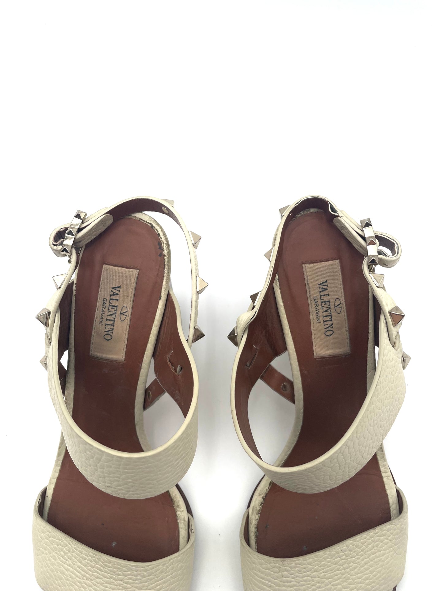 Valentino Garavani Ivory Rockstud Slingback Sandals Size 38.5