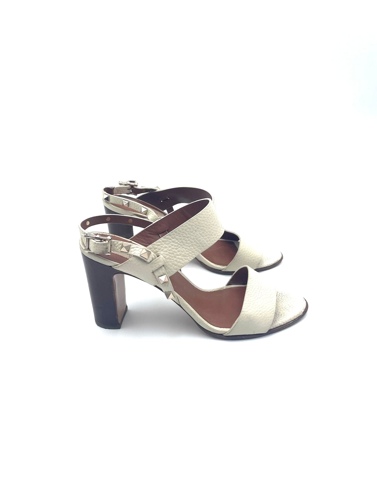 Valentino Garavani Ivory Rockstud Slingback Sandals Size 38.5