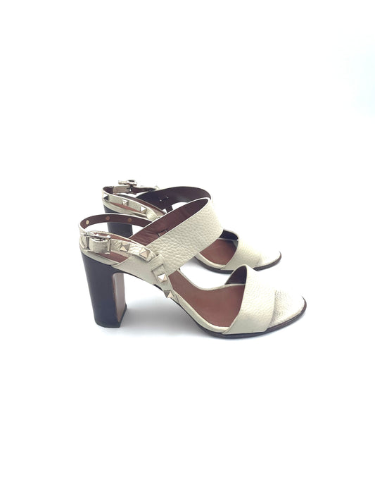 Valentino Garavani Ivory Rockstud Slingback Sandals Size 38.5