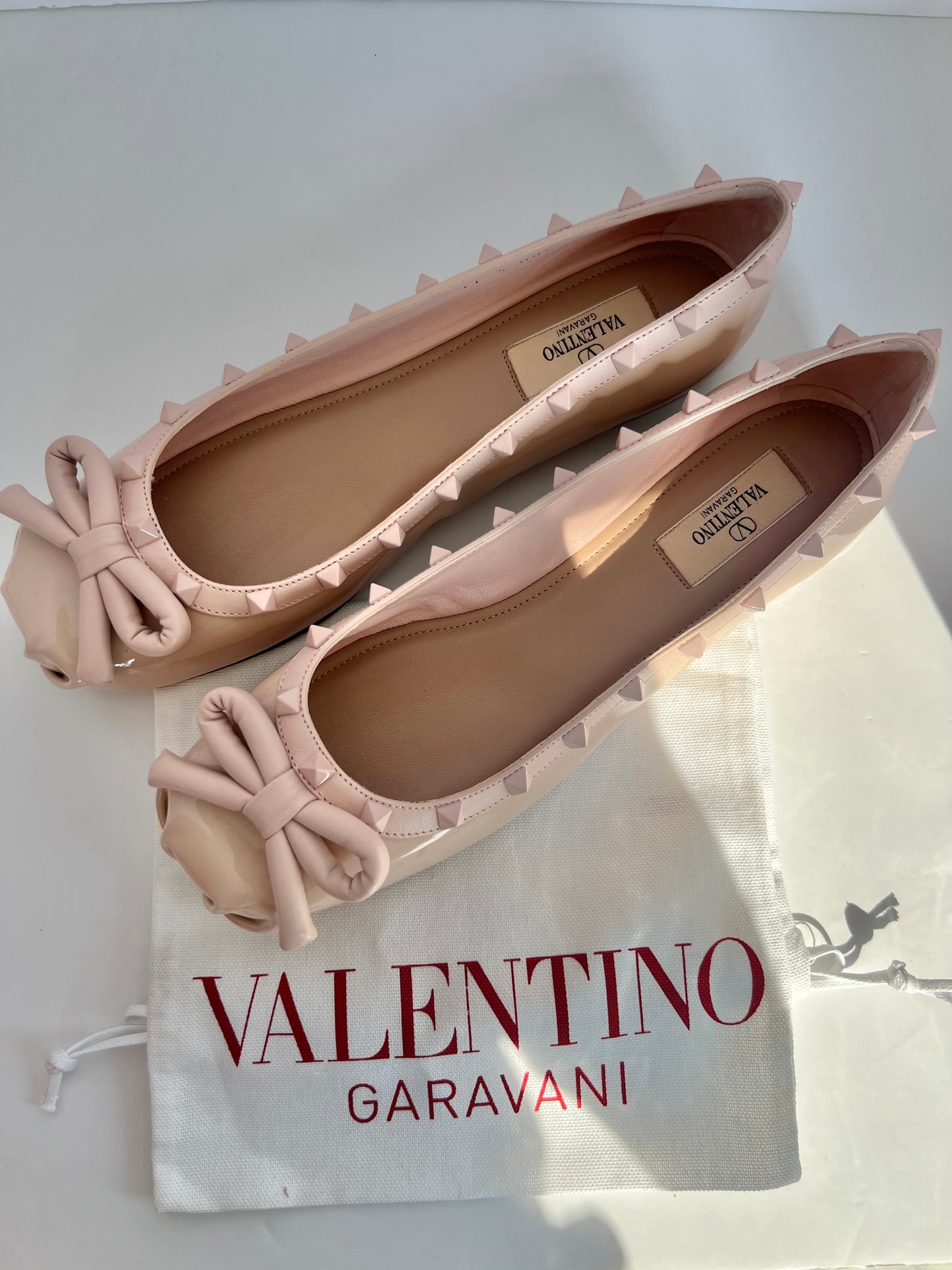 Valentino Garavani  Pink Rockstud Ballet Flats Size 39
