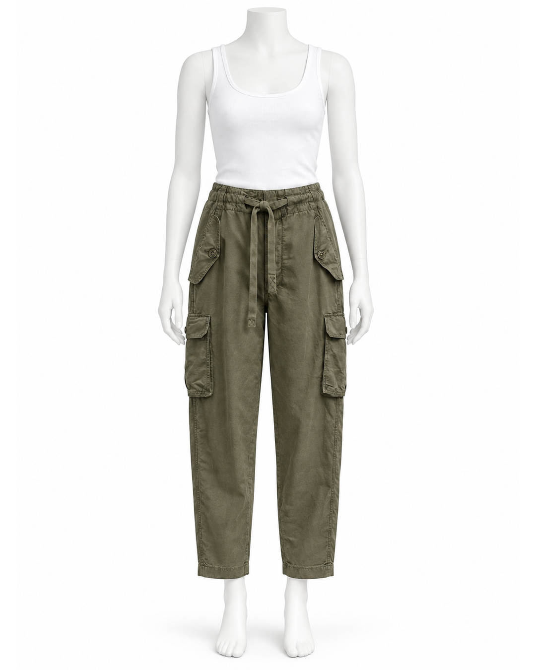 Vince army green cargo pants in size 10, featuring a drawstring waist, side pockets, and a cotton-linen blend fabric.