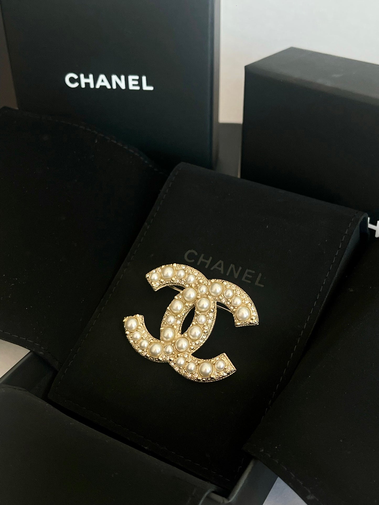 Chanel CC Pearl And Gold Encrusted Brooch