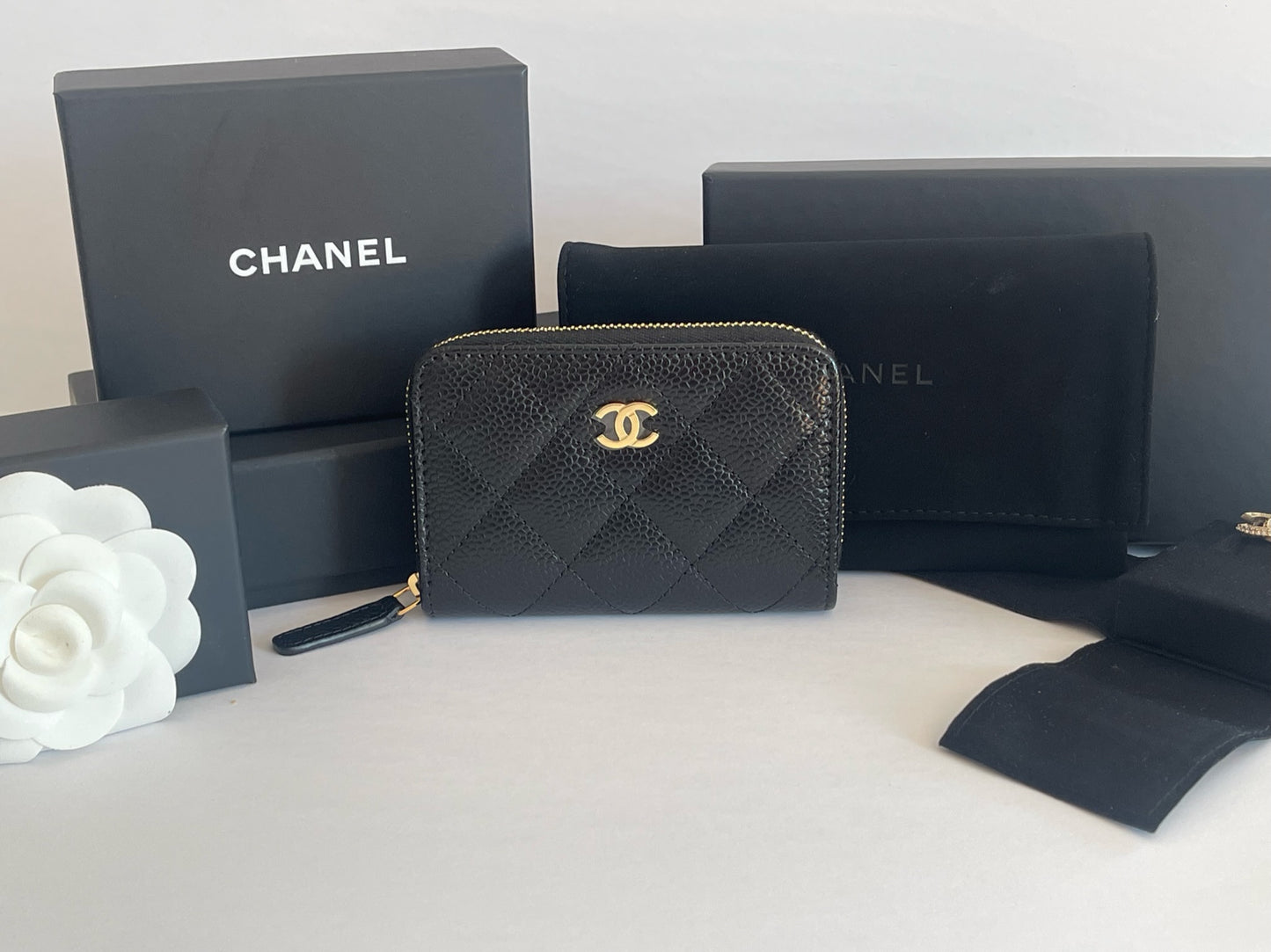 Brand New Chanel Black Caviar Zippy Cardholder